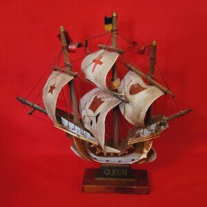 Vintage Collectibles Queen Ship Souvenir Decor Home Art Pirates Sea 1960